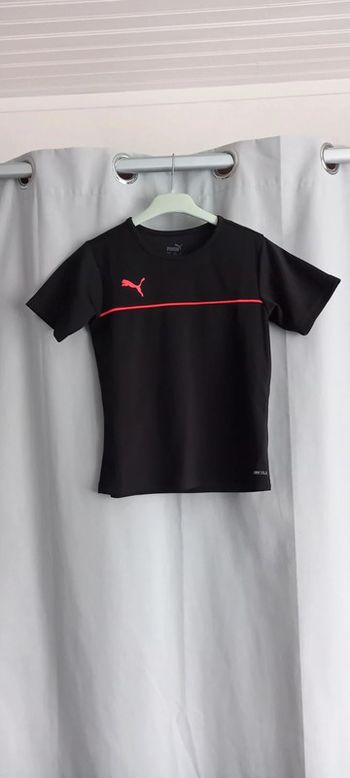 T-shirt puma noir et rouge 9 - 10 ans