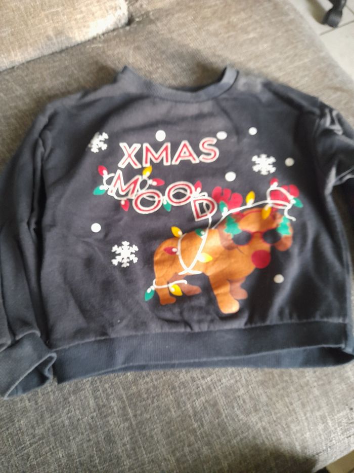 Pull de Noël 7/8ans - photo numéro 2