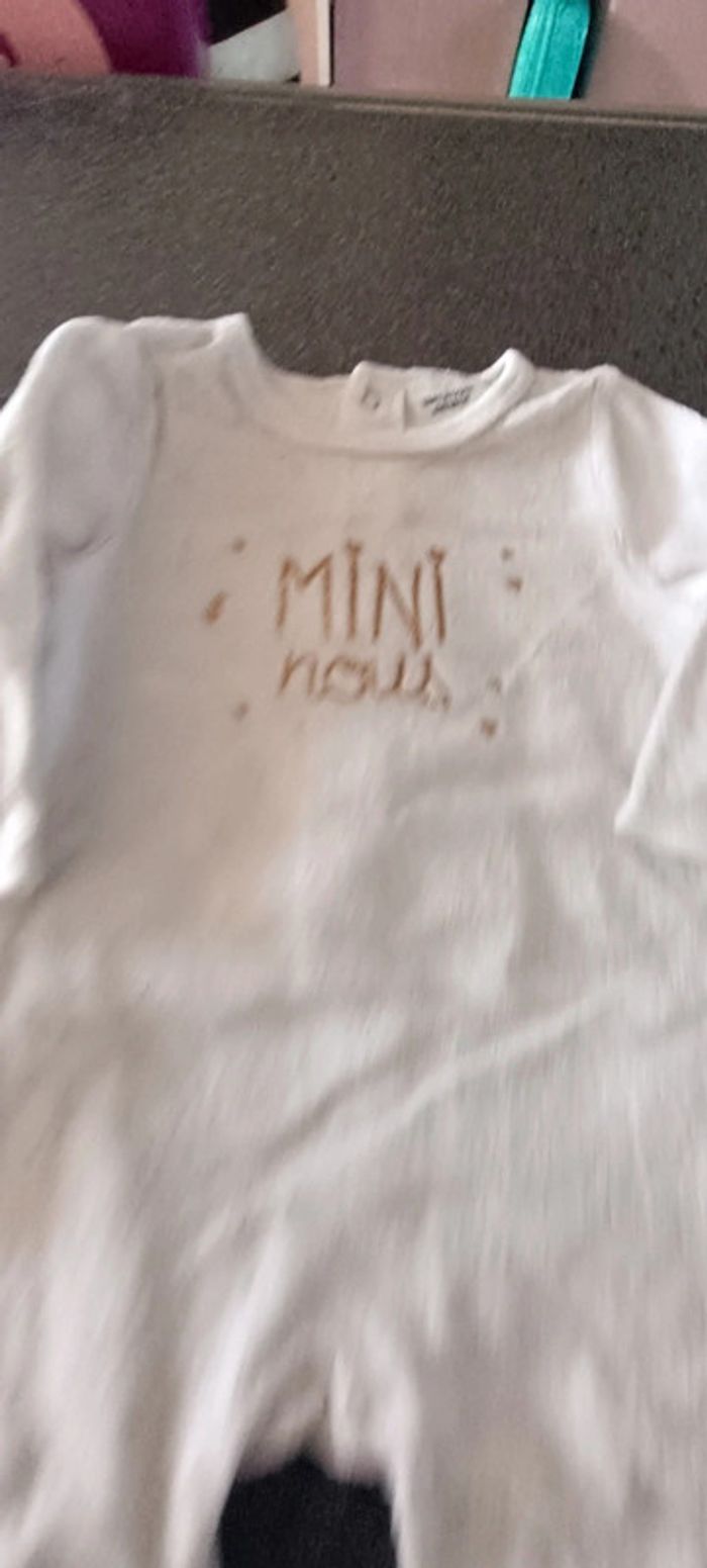 Lot pyjama taille 6 mois fille - photo numéro 4