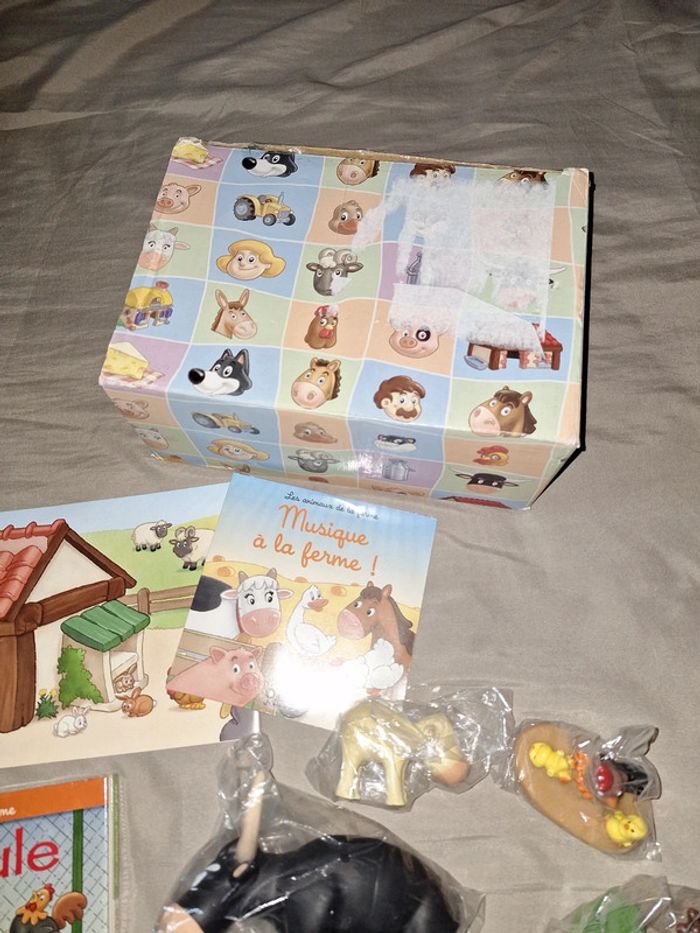 Figurines animaux + livres + CD - photo numéro 5