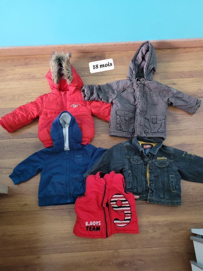 Lot de veste mi saison 18 mois