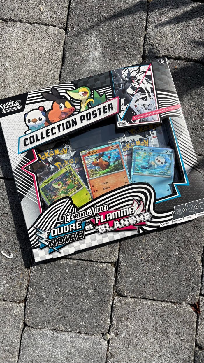 Pokémon - Coffret Collection Poster - Foudre Noire et Flamme Blanche - EV10.5 - photo numéro 1