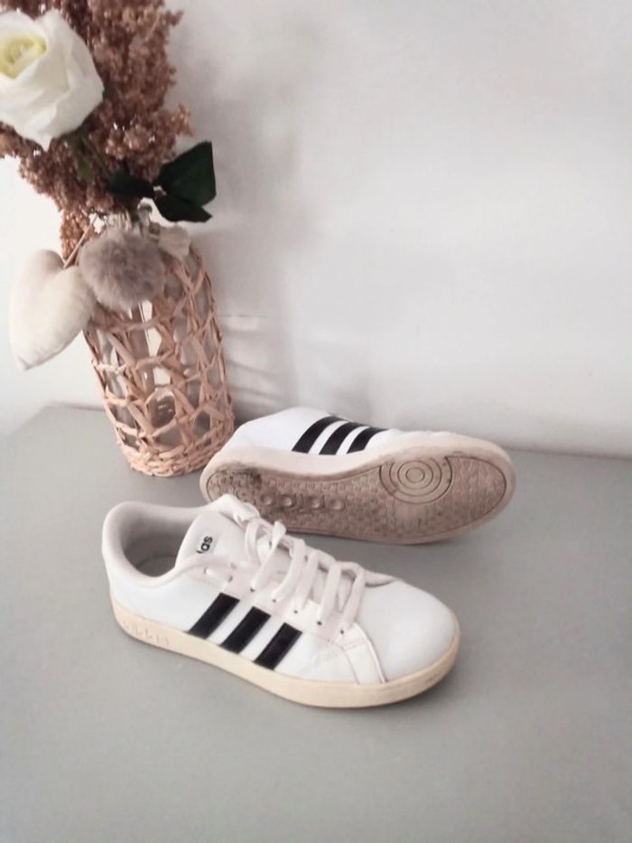 Baskets Adidas 38 - photo numéro 2