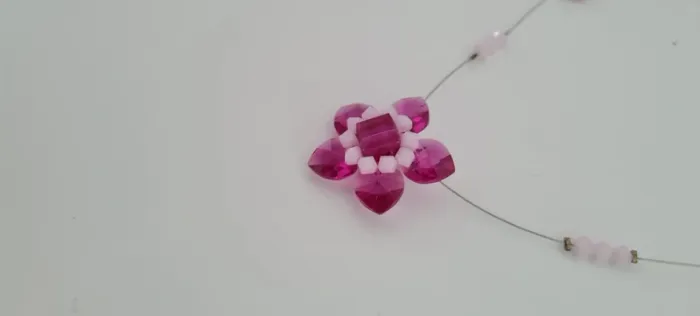 Collier swarovski - photo numéro 3