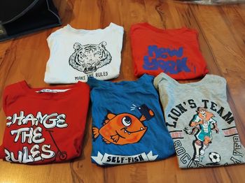 Lot 5 Tee-shirt manche courte Taille 8ans 