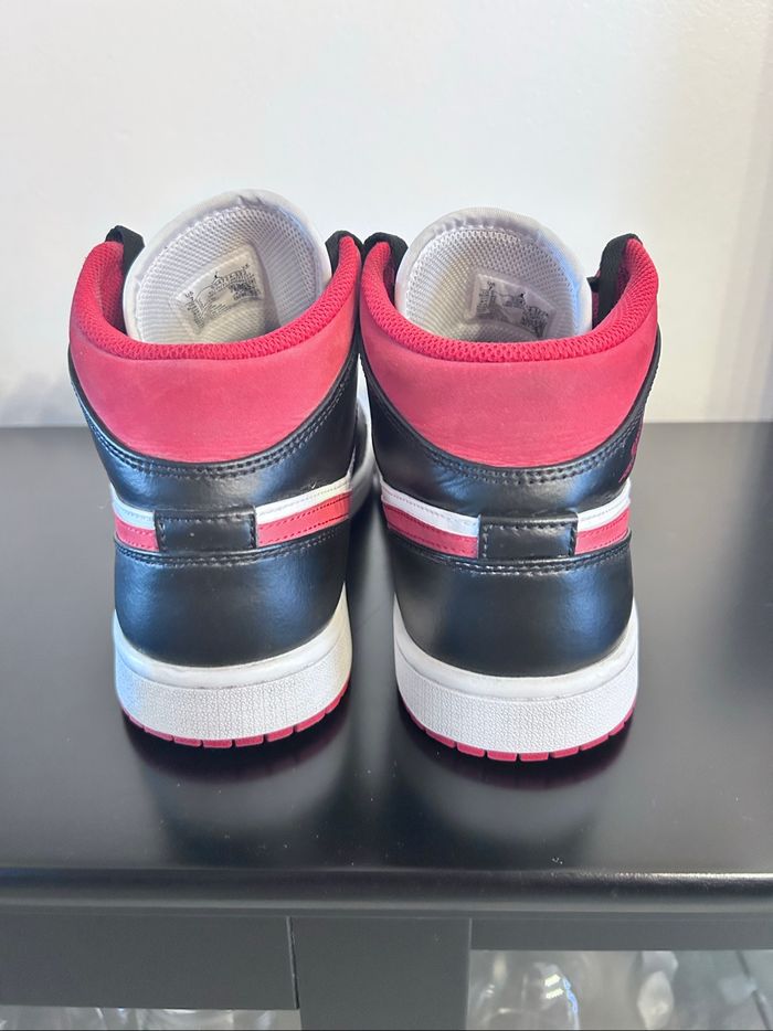 Air Jordan 1 Mid – Pointure 40 – Très bon état – Coloris Bordeaux/Noir/Blanc - photo numéro 6