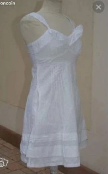 Robe Hilfiger Denim neuve étiquetée T38