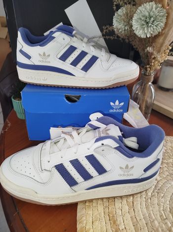 Adidas femme Forum low P.38,5