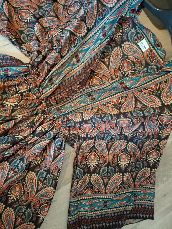 Robe 👗 manches 3/4 en soie - photo numéro 3