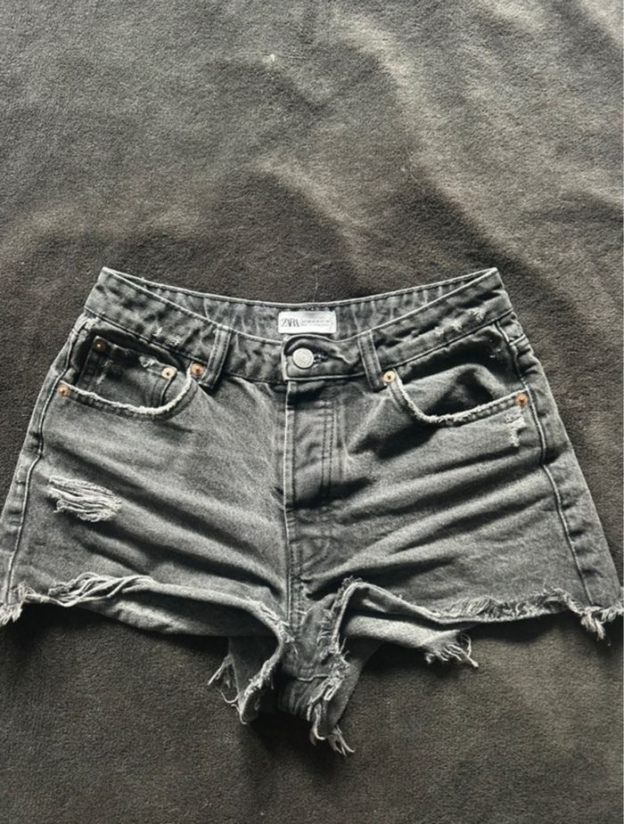 Short Zara noir - photo numéro 2