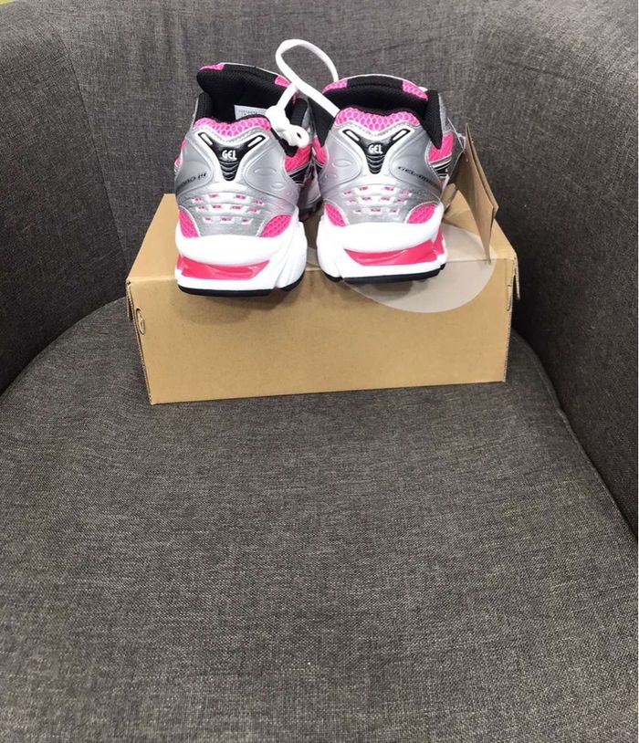 Asics gel rose taille 36 - photo numéro 3