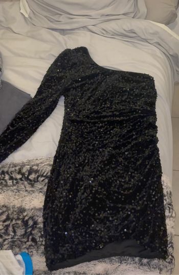 robe noir à paillette