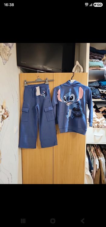 Ensemble sport stitch fille neuf 8 ans