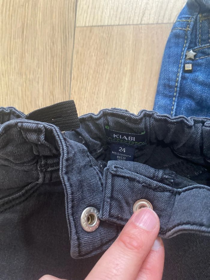 Lot jeans 2 ans - photo numéro 2
