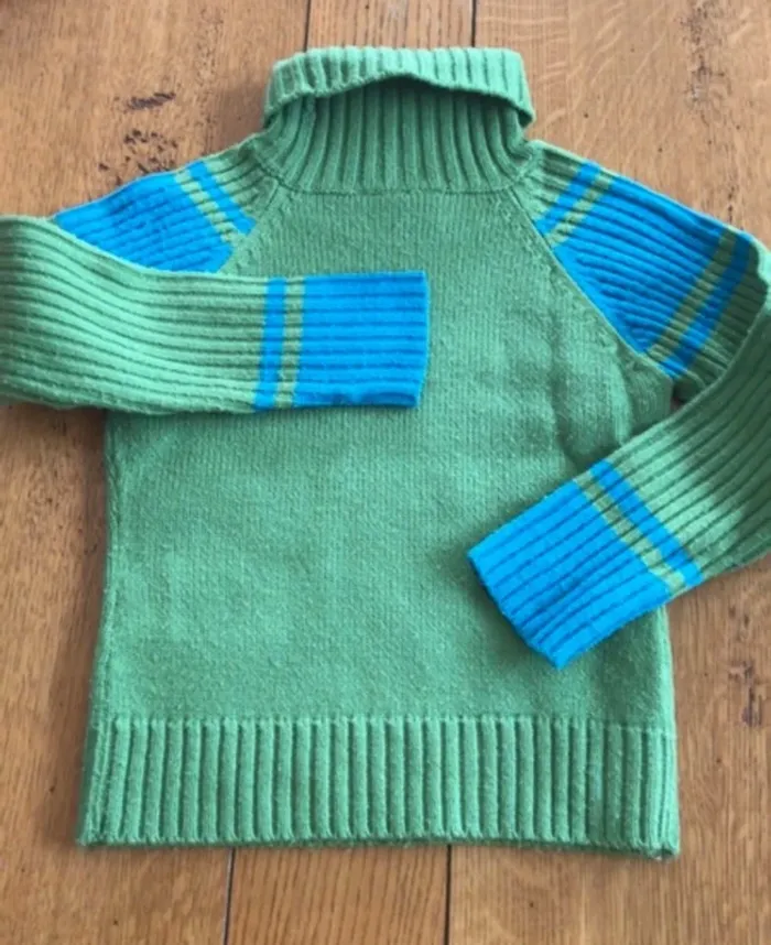 Pull col roulé 5 ans - photo numéro 4