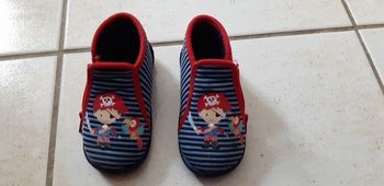 Chaussons pirates T20
