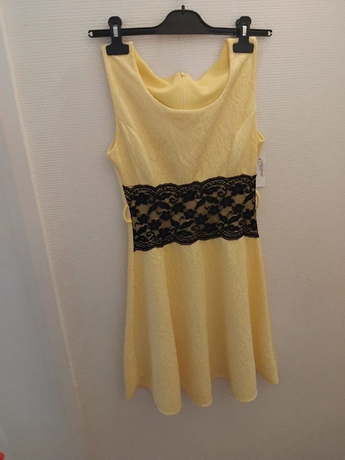 Robe femme été taille S neuf - photo numéro 2