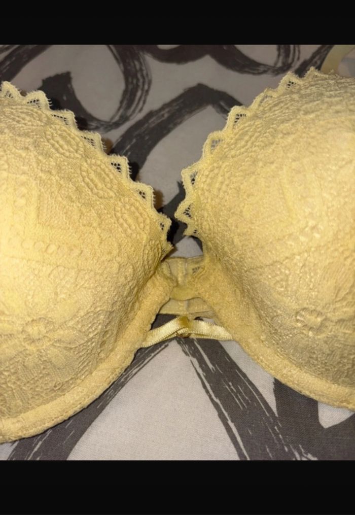 Soutiens-gorge femme Gémo Taille 95C neuf sans étiquettes - photo numéro 3
