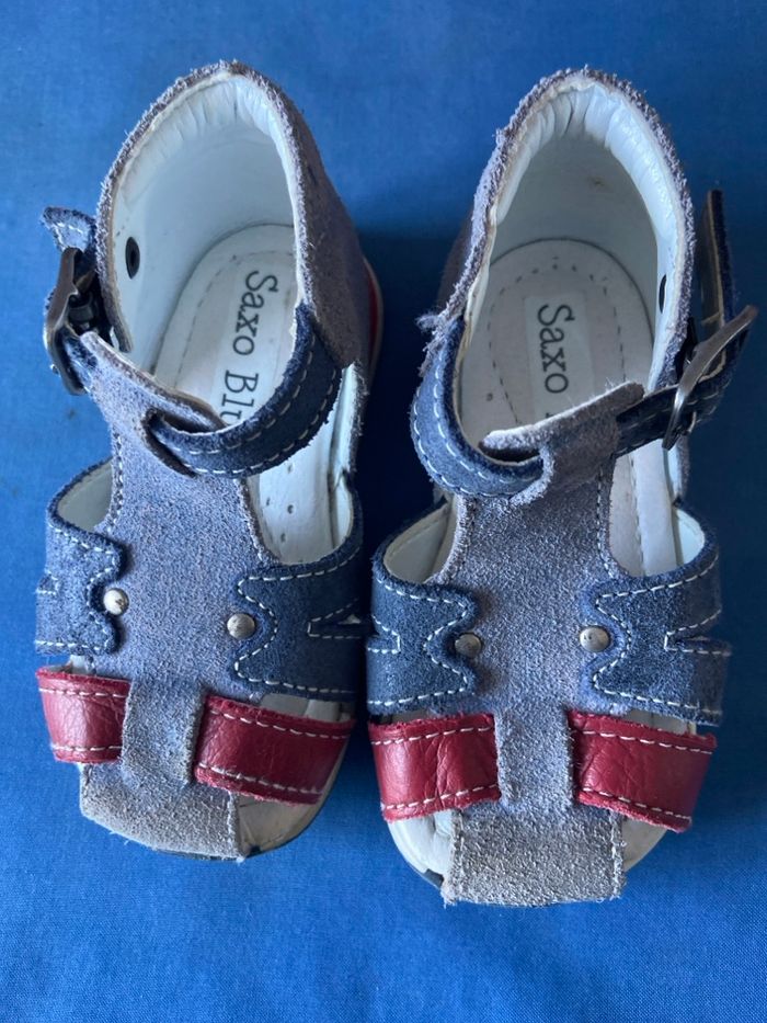 Chaussures garçon pointure 19 - photo numéro 1