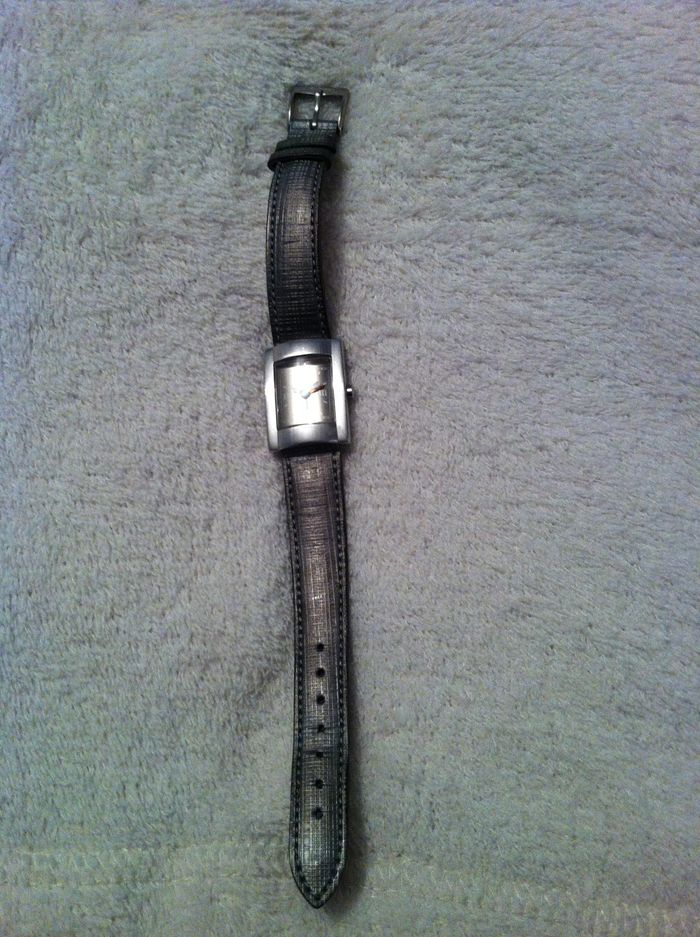Faby27800 Montre femme Caroll grise