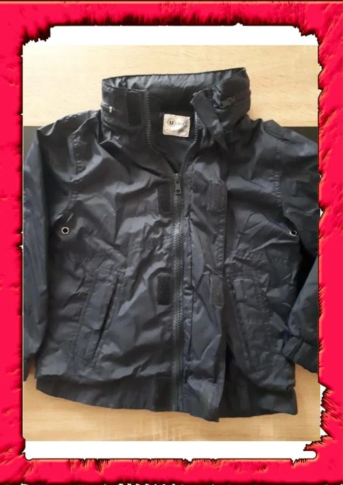 Veste coupe vent type kway 4/5 ans 110 cm - photo numéro 3