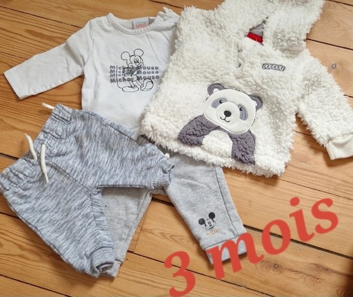 Lot vêtements 3 mois - photo numéro 5