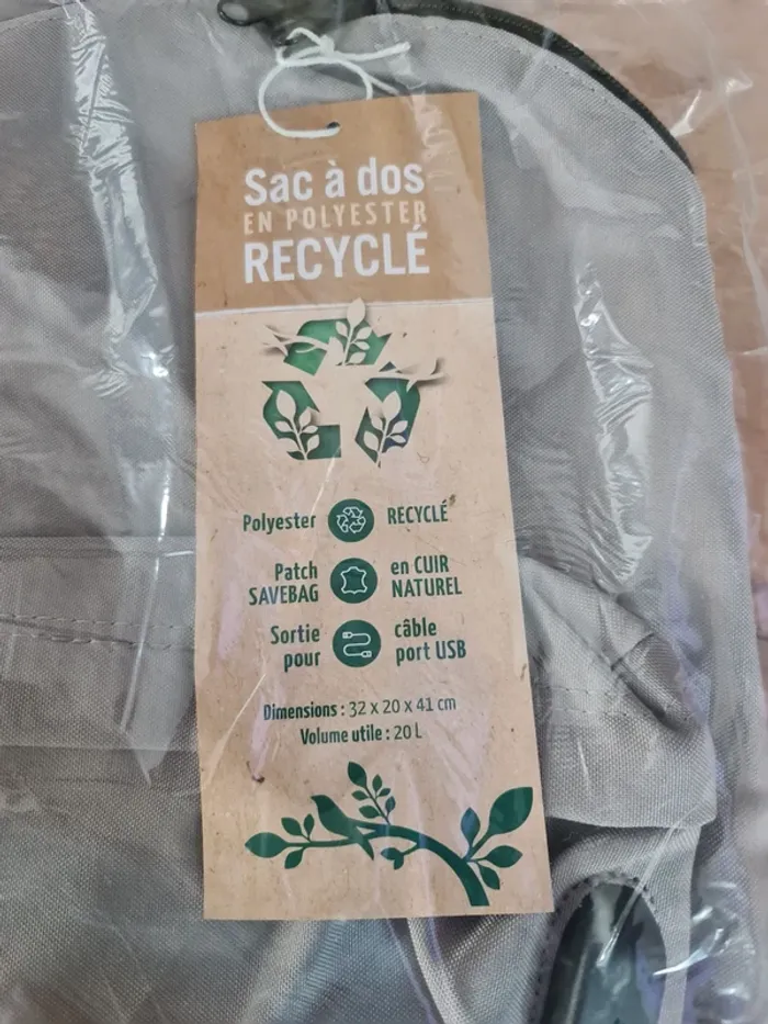 Sac à dos avec port USB intégré neuf - photo numéro 5