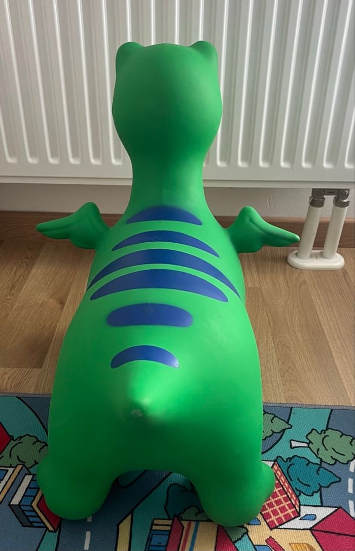 Animal sauteur dinosaure - photo numéro 3