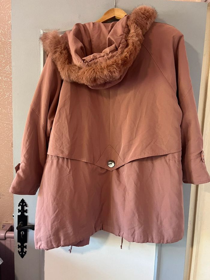 Manteau femme taille 48 marque Nino très bon état - photo numéro 4