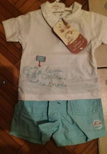 Ensemble bébé 6 mois neuf Absorba