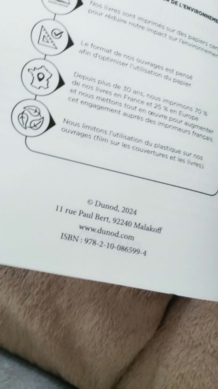 Livre pour assistant médico administratif concours - photo numéro 3
