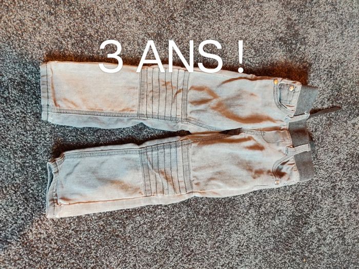 Pantalon 3 ans.
