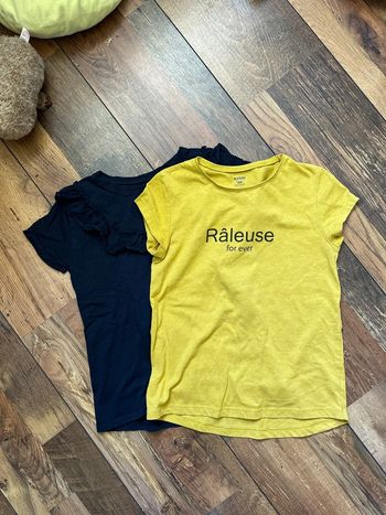 Lot 2 t-shirts fille 10 ans Kiabi et Gemo