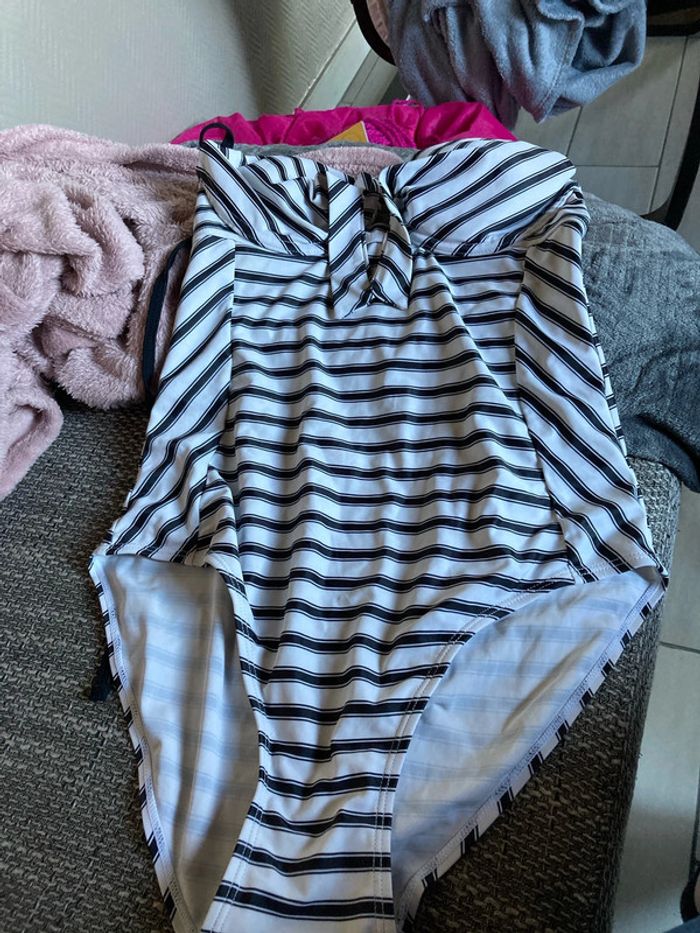 Maillot de bain - photo numéro 2