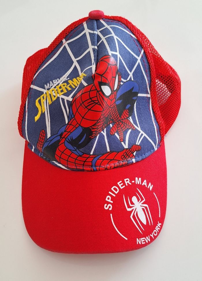 Casquette Spiderman réglable TBE - photo numéro 2