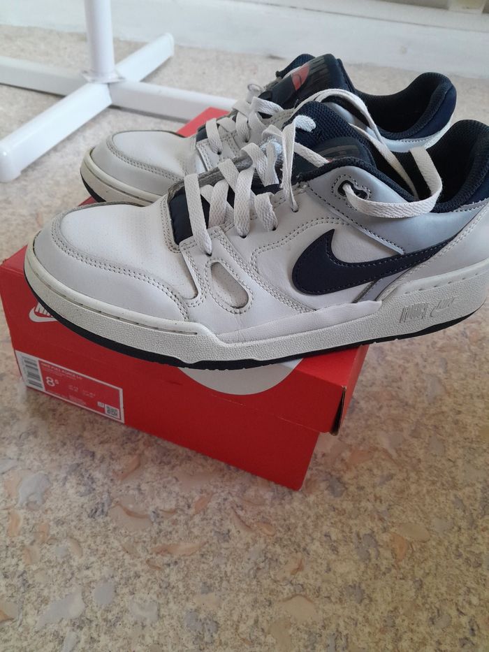 Paire de baskets Nike- Pointure 42 - photo numéro 9