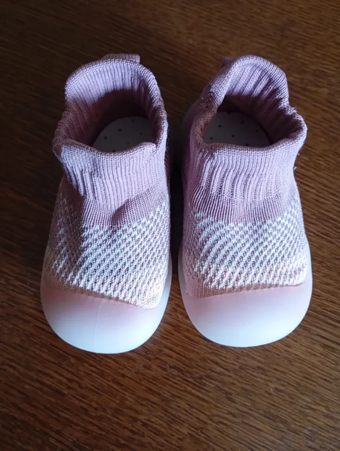 Chaussure premiers pas bébé 9/12 mois