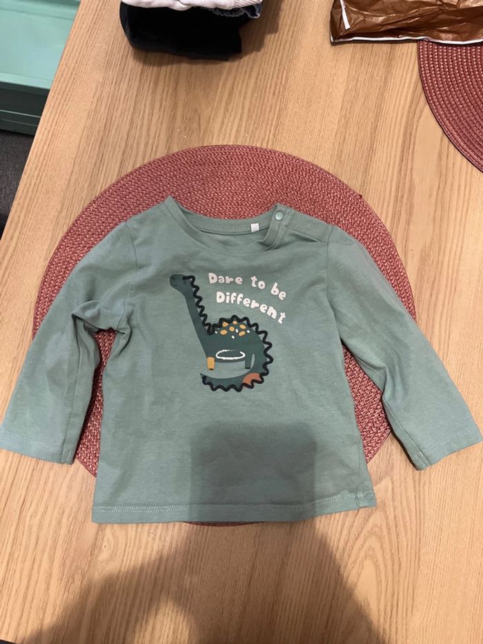 T-shirt manches longues taille neuf mois, 71 cm orchestra