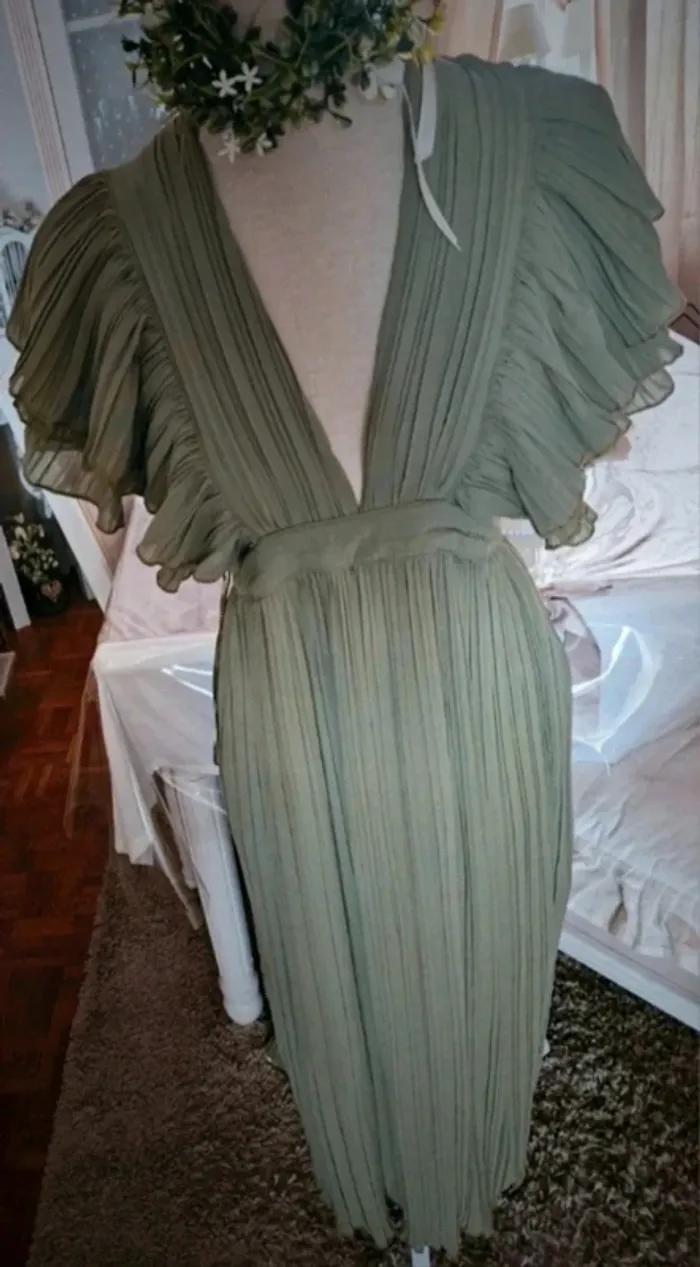 Robe plissée dos nu kaki Allyson Taille L Neuve - photo numéro 2