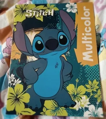 Livre de coloriage Stitch Disney multicolore