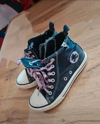 Basket lulu castagnette fille pointure 31