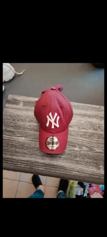 Casquette Femme New Era – Couleur Bordeaux – Style & Confort