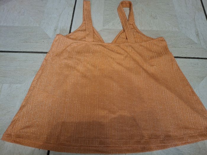 Top orange pailleté - photo numéro 3
