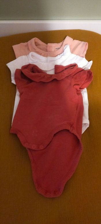 Lot bodys vertbaudet