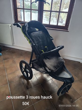 Poussette 3 roues 
