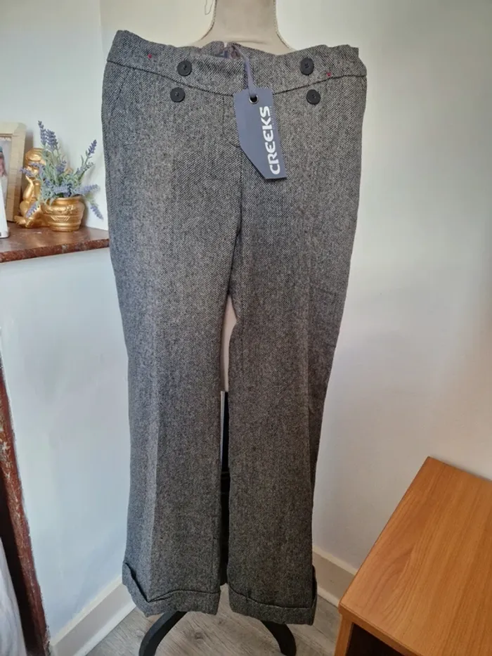 Pantalon creeks en laine neuf avec étiquette taille 40
