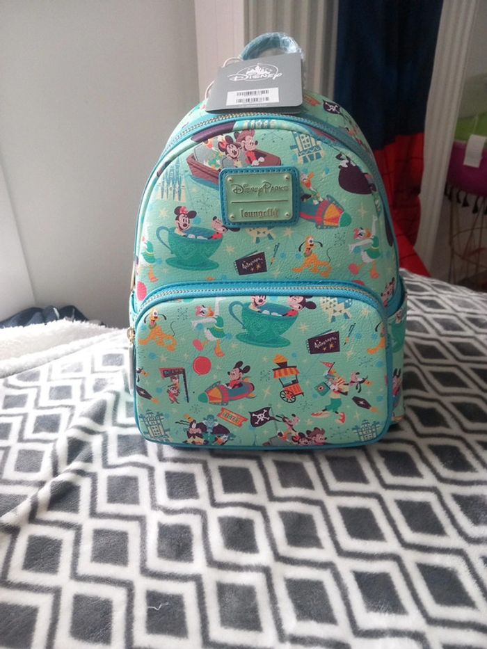 Sac loungefly disneyland paris