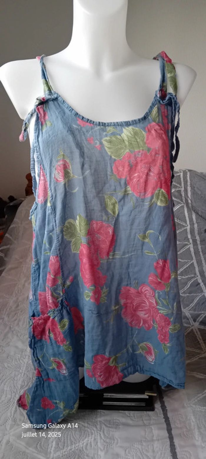 Tunique fines bretelles assymetriques motif fleurs bleu rose femme XL made in Italy - photo numéro 4