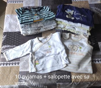 Pyjamas taille 3 mois