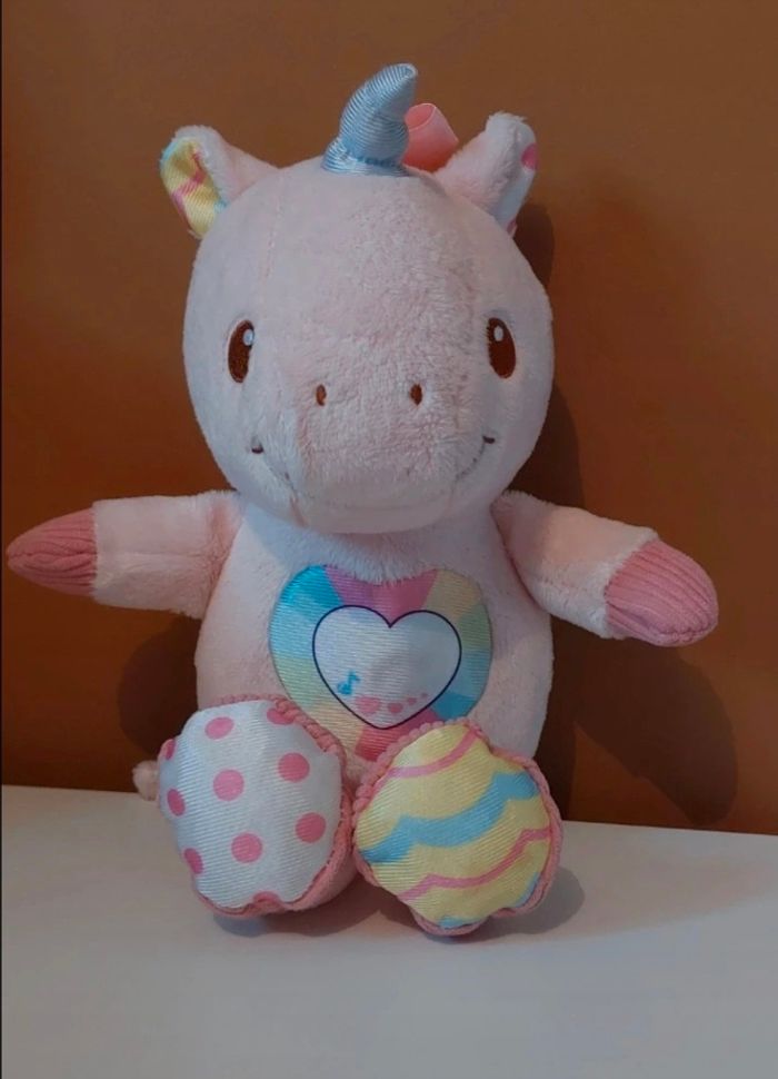 Mae la licorne  à caliner vtech